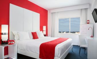 Red South Beach Hotel