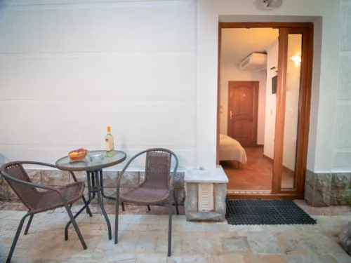 Levantin Inn Room N6 Park View - 2성급