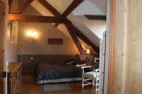 Ferme de Montecouvez Hotels in Caudry