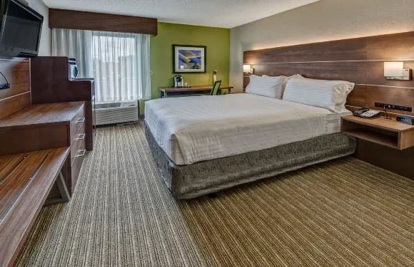 Holiday Inn Express 孟菲斯醫療中心MIDTOWN