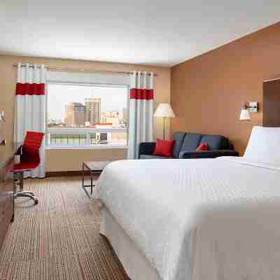Four Points by Sheraton Regina Rooms