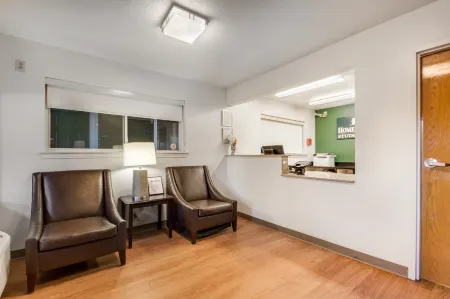 HomeTowne Studios Dallas - Mesquite Отели в г. Мескит