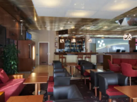 Holiday Inn HELSINKI - VANTAA AIRPORT by IHG Hotel di Helsinki