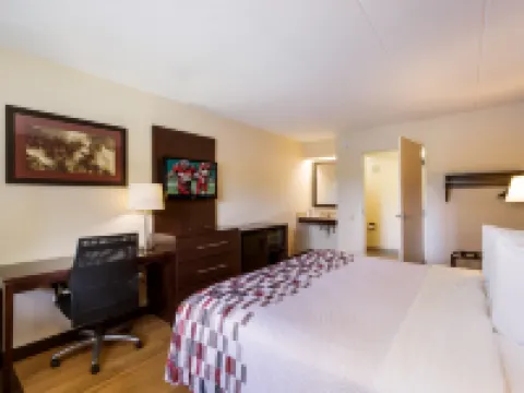 Red Roof Inn Grand Rapids Airport Hotels in Cascade