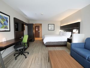 Holiday Inn Express & Suites Forney