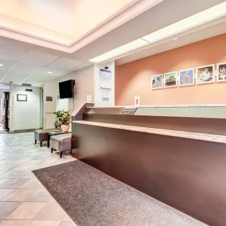 Motel 6 Roseburg, or