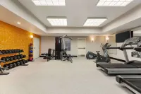 La Quinta Inn and Suites by Wyndham at WaTiki Waterpark - salle de sport