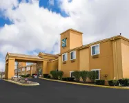 Quality Inn Brunswick Cleveland South Hotels in Brunswick