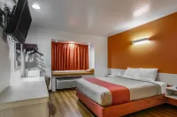 Motel 6 McAlester, OK Các khách sạn ở Pittsburg County