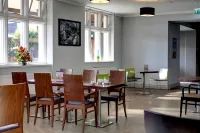 Belvilla Crewe Arms Hotel - breakfast
