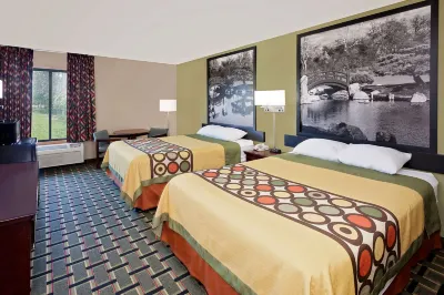 Econo Lodge Hotels in Canton