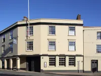 The Crown and Thistle Hotels in Abingdon
