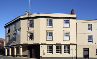 The Crown and Thistle