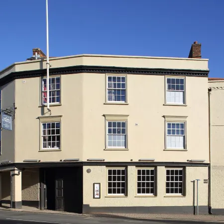 The Crown and Thistle