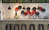 Kontena Hotel - bar
