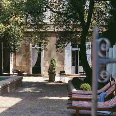 L'Hôtel Particulier Hotel Exterior