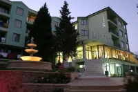 Silver Hotel