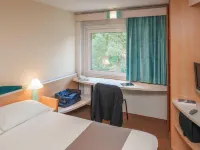 Ibis Tilburg Hotels near Hasselt Chapel
