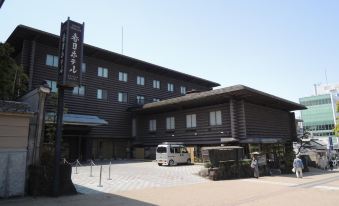 Kasuga Hotel