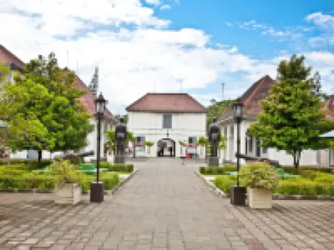 Dparagon Pogung F Hotels in Mlati