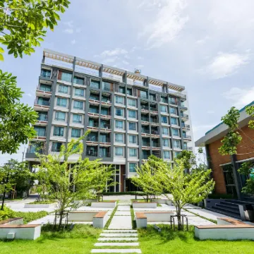ONPA Hotel & Residence Bangsaen Hotels near Bangsaen Aquarium