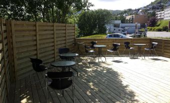 Gullhaugen Pensjonat - Housity