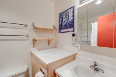 One-Bedroom Apartment Mt Baker Lodging Condo 18 – Remodeled, Sleeps 4! by Mbl Photo