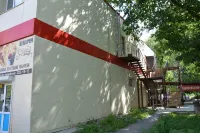 Блеск Отели рядом с Аэропорт Челябинск (Баландино)