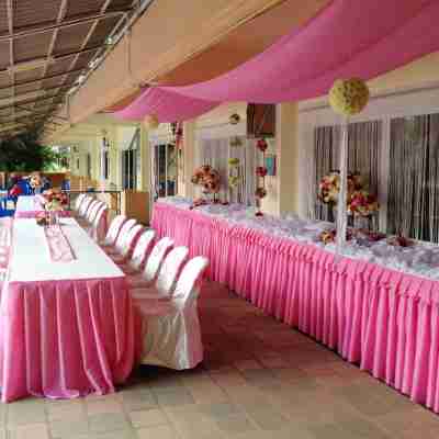 โฮมแลนด์ รีสอร์ท Fitness & Recreational Facilities