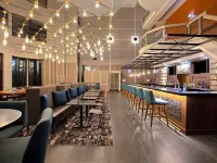 Four Points by Sheraton St. Catharines Niagara Suites Hotels in Thorold