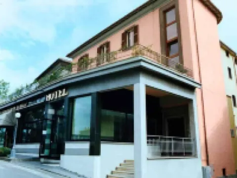 Hotel Italia & Lombardi Hotels in Montefiascone