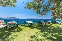 Sardunya Otel Arka BİNA