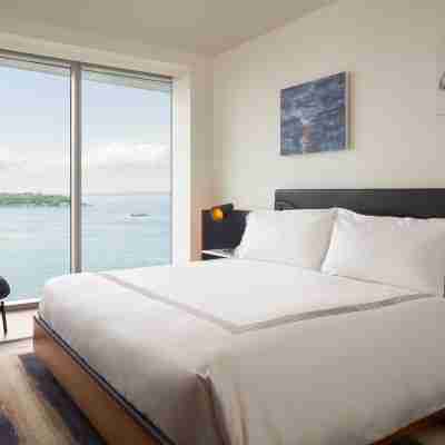 Thompson Seattle by Hyatt Rooms