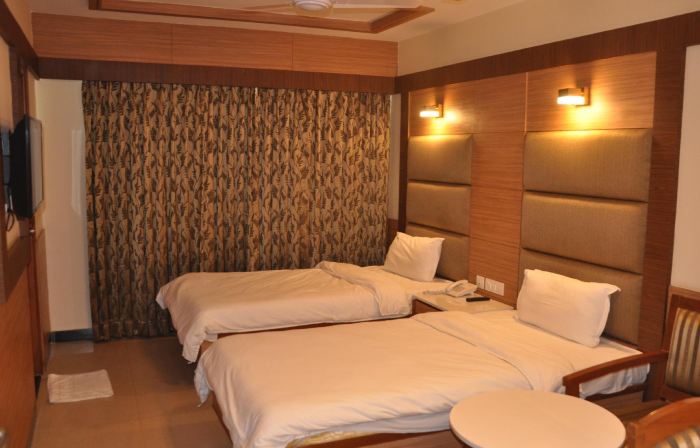 Hotel SMS Grand Inn