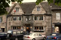 Swan Inn Lechlade