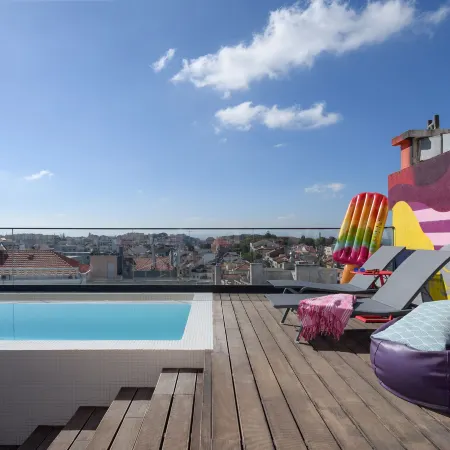 Moxy Lisbon City