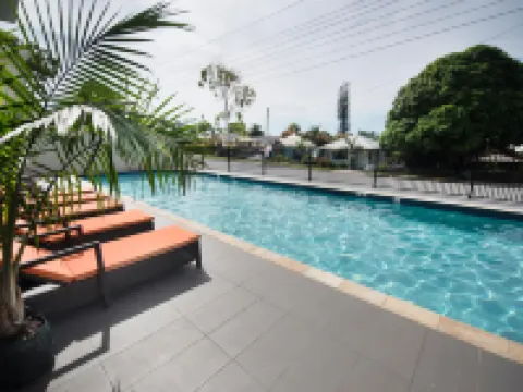 Gladstone Central Plaza Official Hotels in Gladstone Central