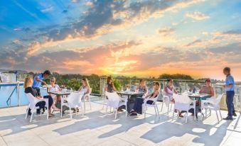 Silver Sands Serenity