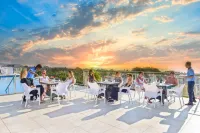 Silver Sands Serenity Hotels in Candolim