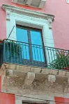 إل ليون بلو  - بيد آند بريكفاست