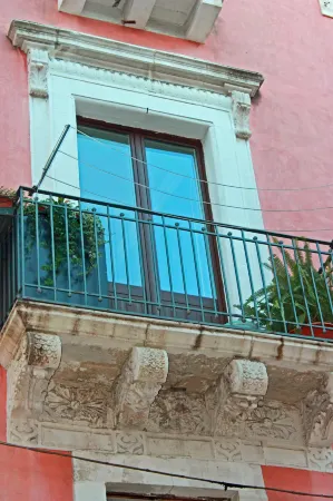 Il Leone Blu Отели рядом с Аэропорт Фонтанаросса