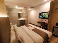 SPRING SEASON HOTEL Hotels in Muar