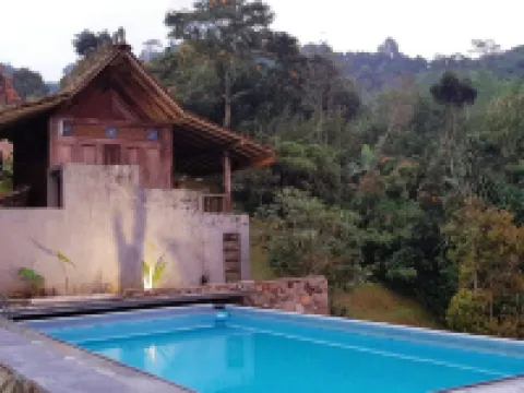 Rumah Jawa Antik Hotels in Cijeruk