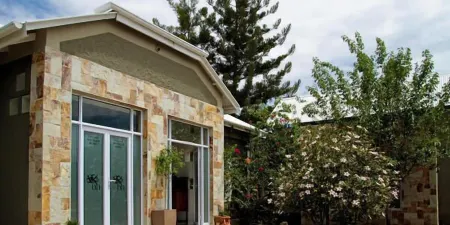 Village Boutique Hotel Отели в г. Очиваронго