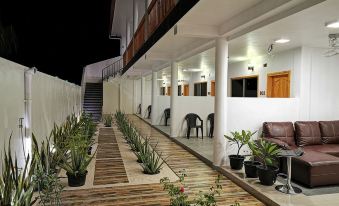 Thila Farm View Guest House