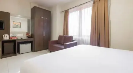 Hotel Marina Отели рядом с достопримечательностью «Simpatik Aquarium»