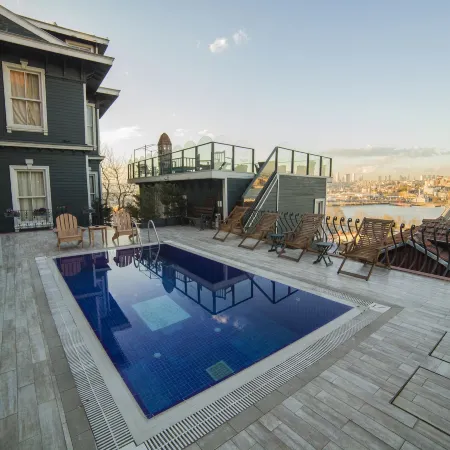 Hhk Hotel