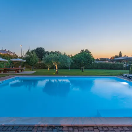 Maj Premium Residence