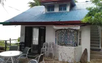 La Bella Beach House Cebu Hotels in Malabuyoc