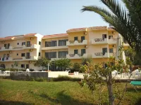 Portokali Apartments Hotels in Agkisaras